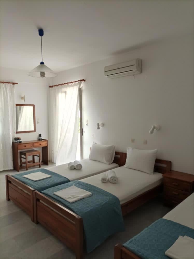 Asiminas Hotel Naxos City Exterior photo